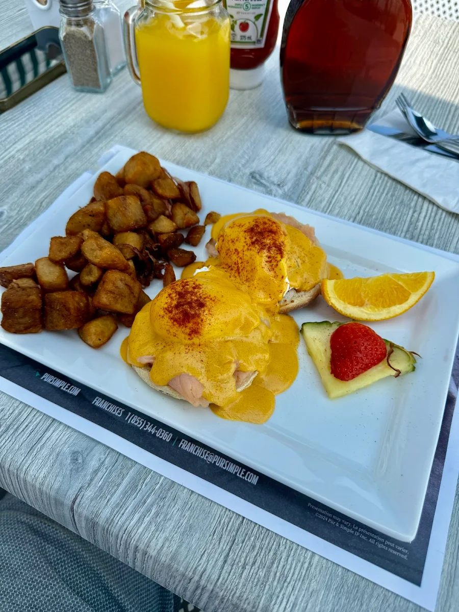 Eggs Benedict