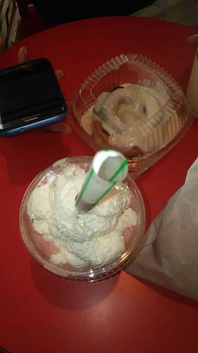 Cinnamon Roll and Smoothie