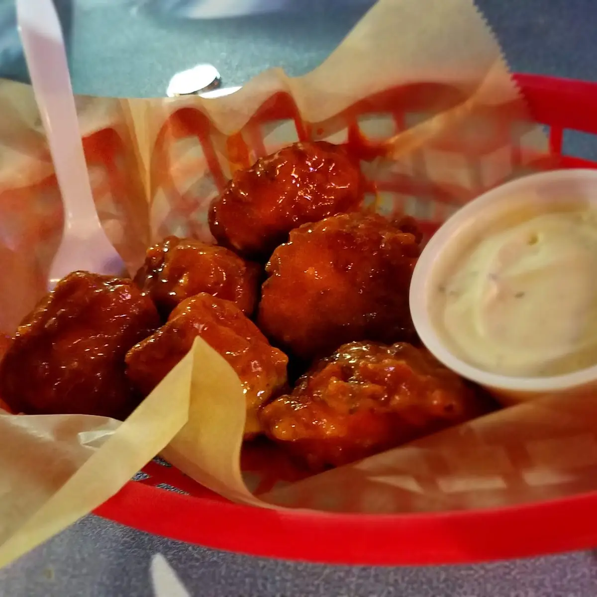 Boneless Wings - Spicy Garlic