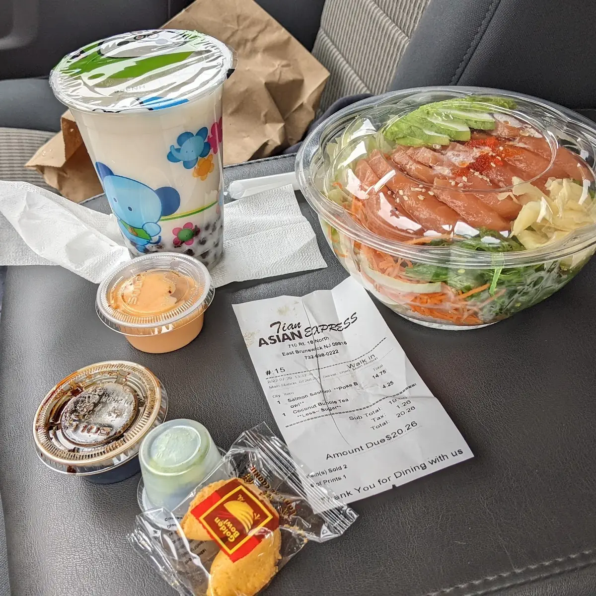 Salmon Poké Bowl