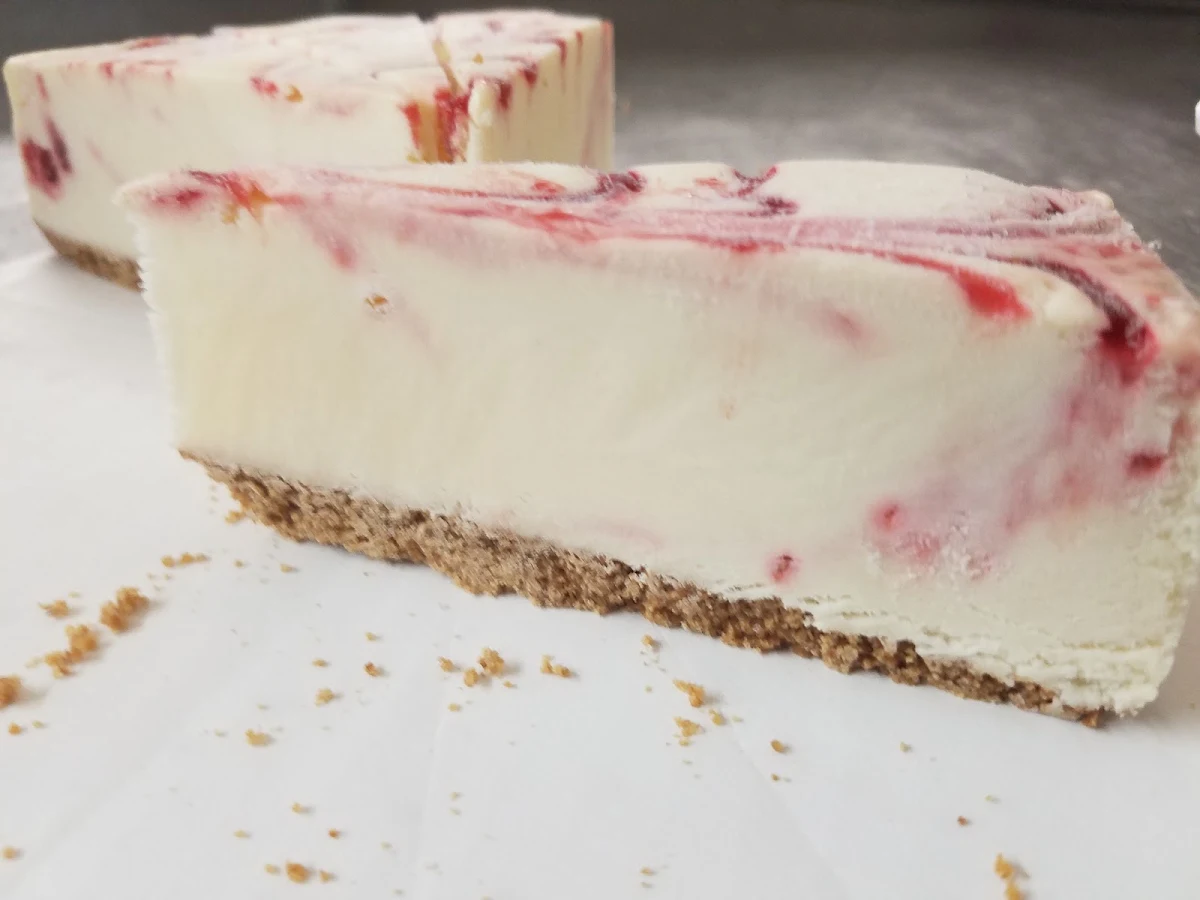 White Chocolate Raspberry Cheesecake