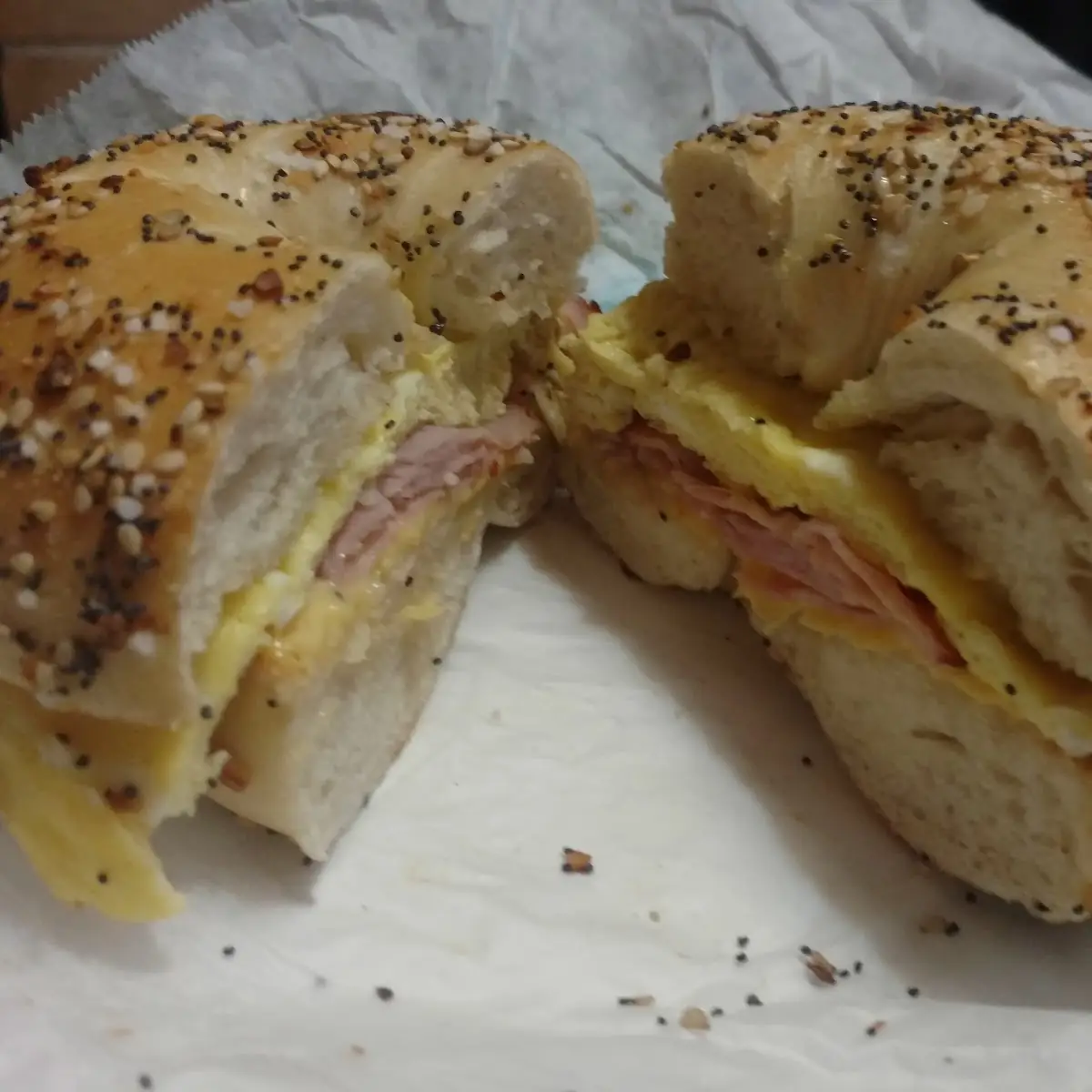 Everything Bagel with Bacon Egg