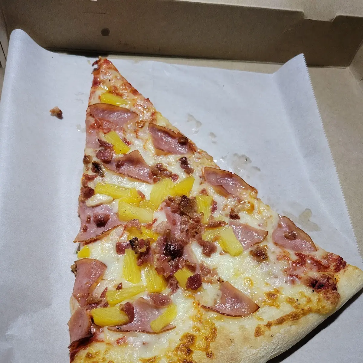 Hawaiian Pizza