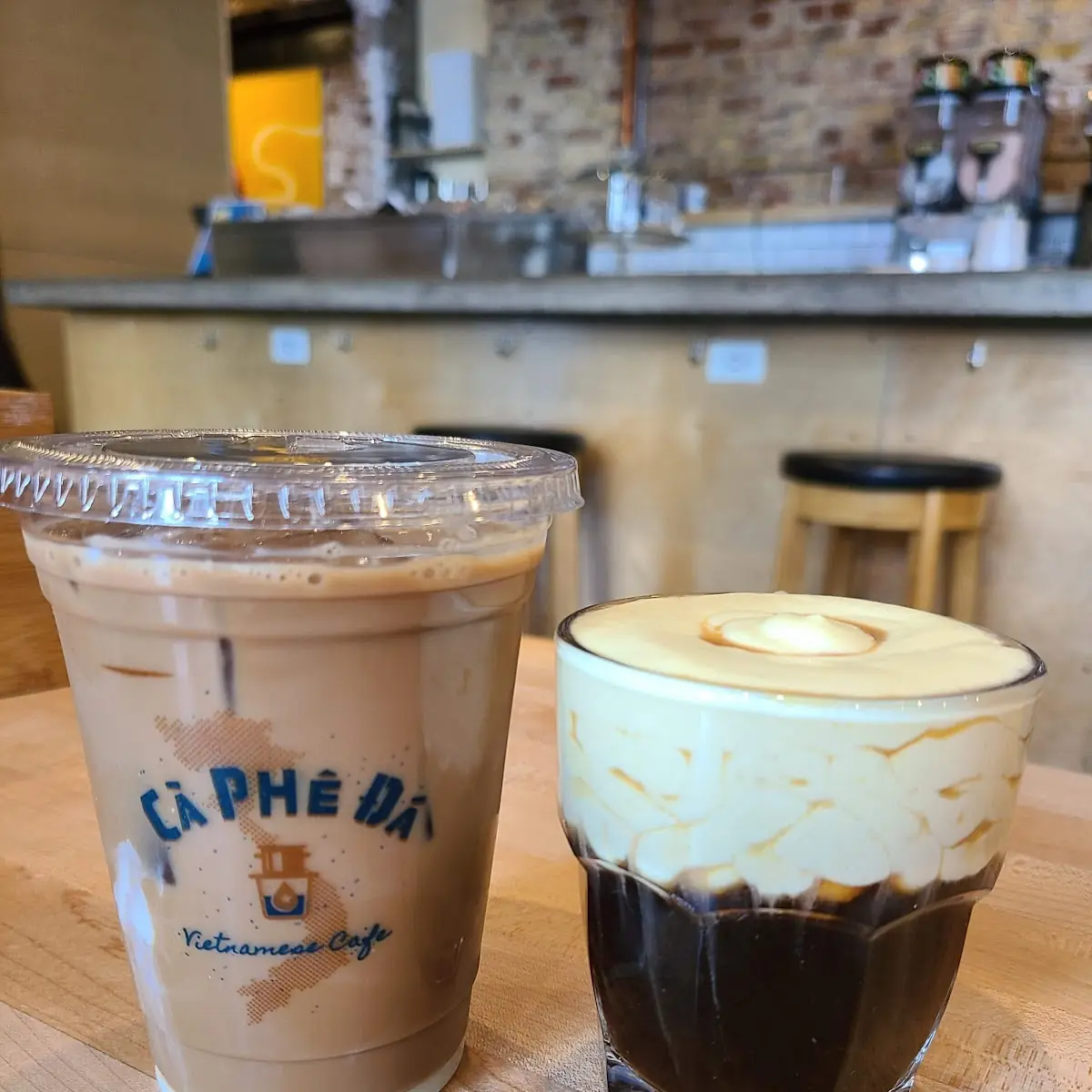 Cafe Sua De &Coffee with Egg Custard