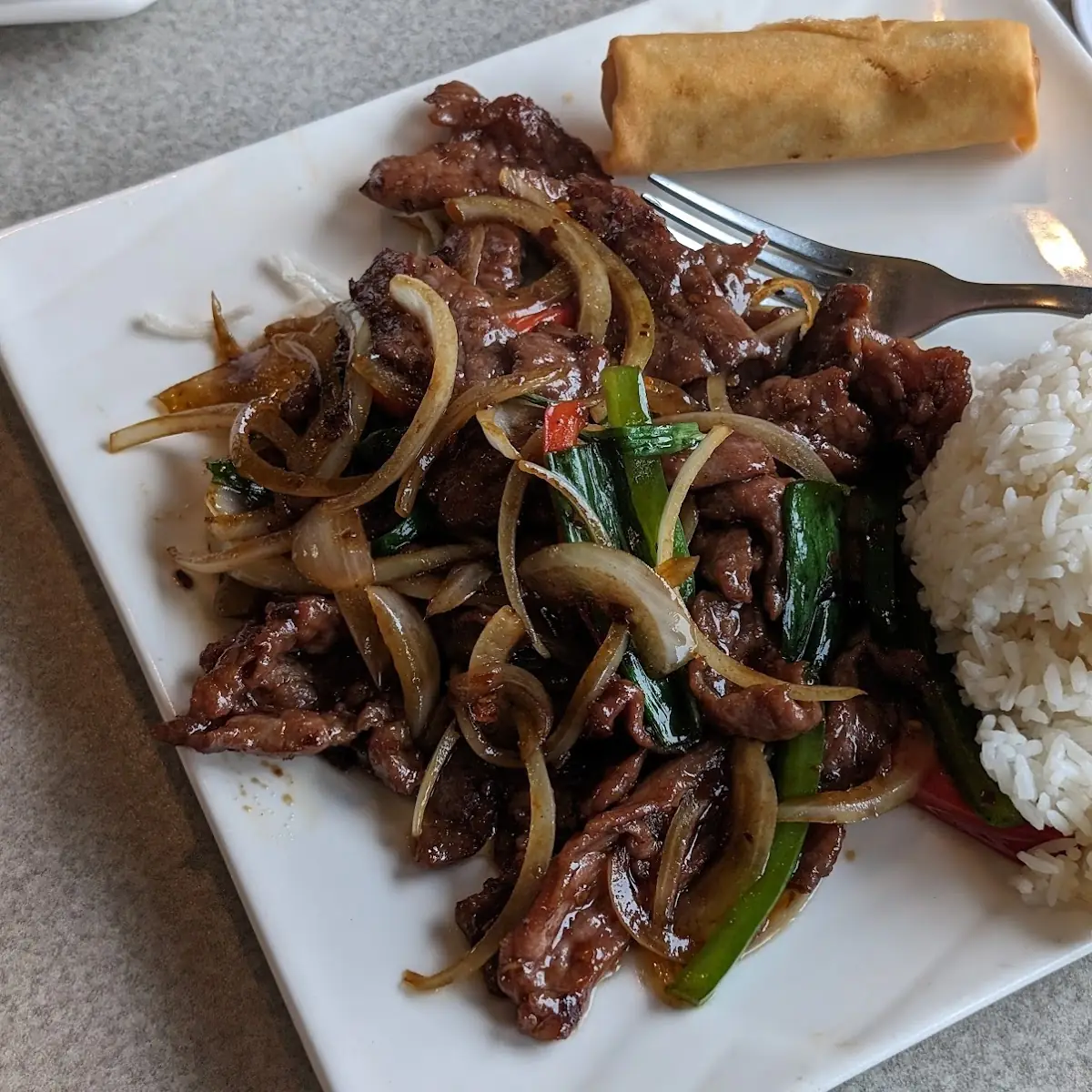 Mongolian Beef Lunch Combo