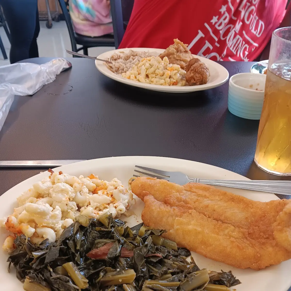 Fish- Mac and Cheese and Collards