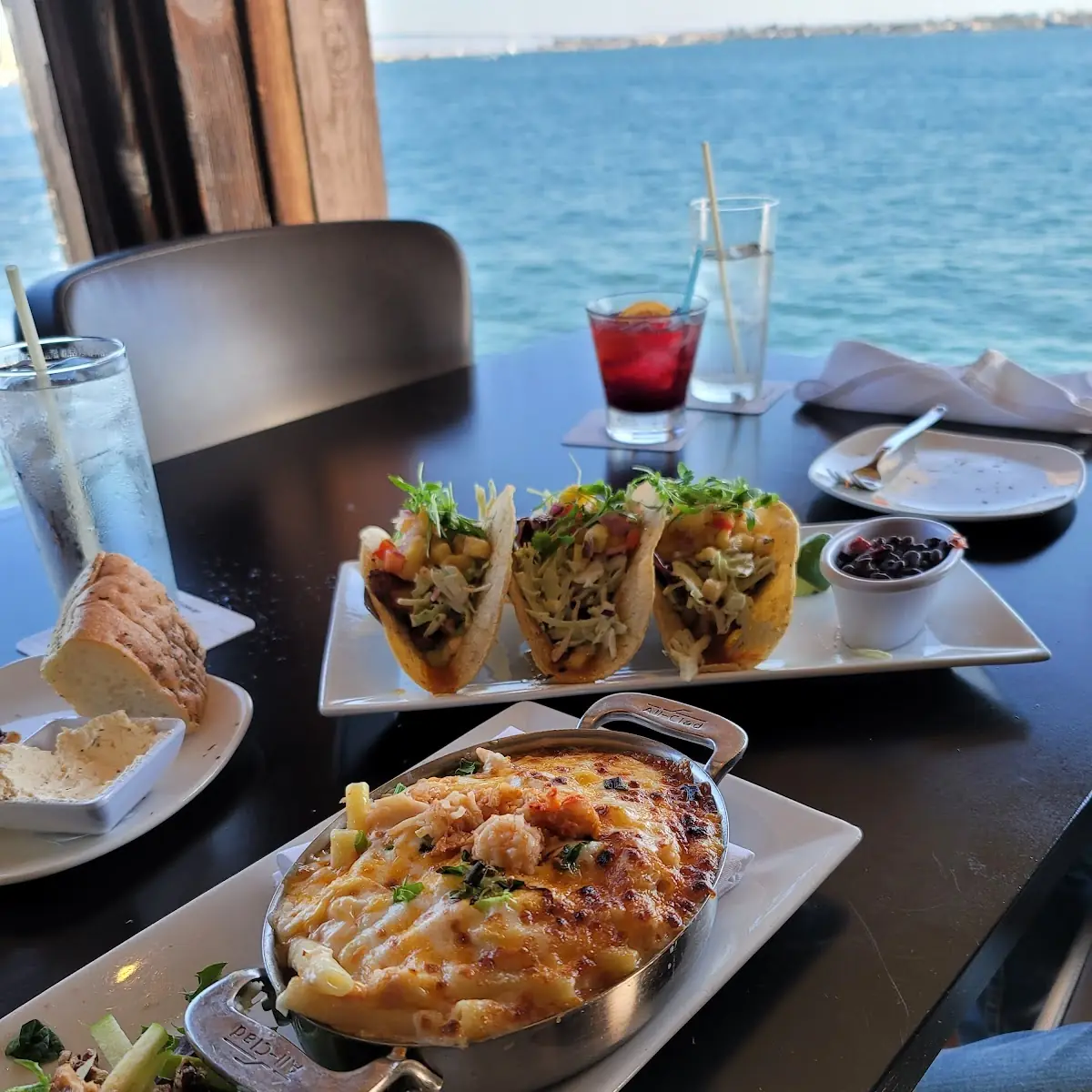 Lobster Mac N' Cheese