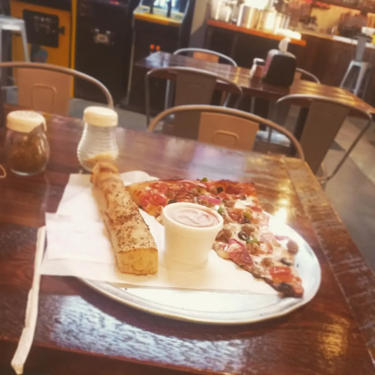 Lunch Combo Supreme Pizza
