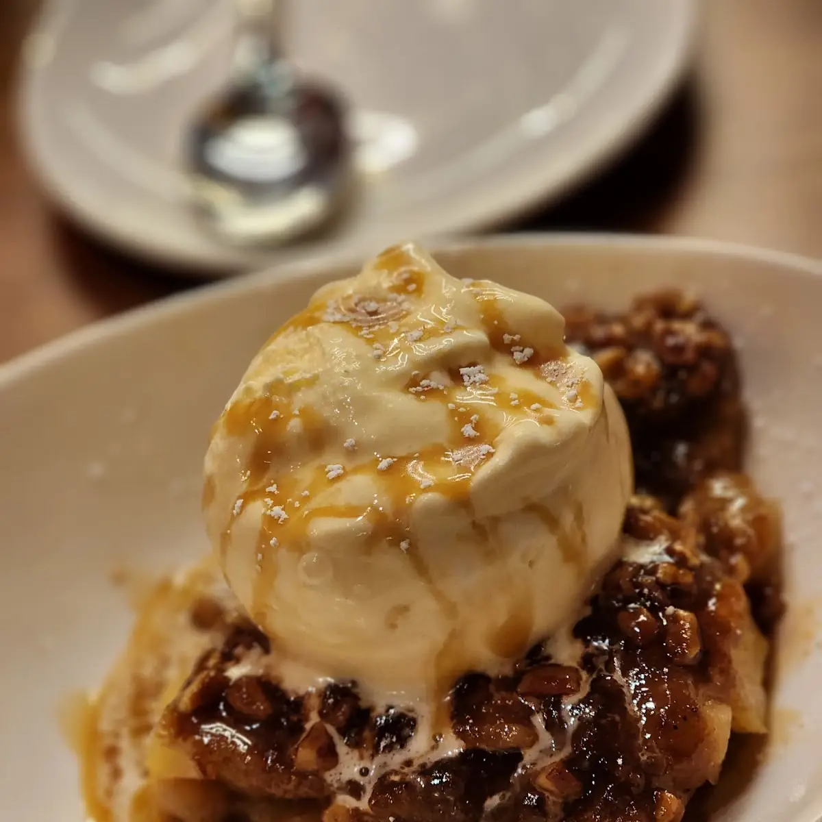 Pecan Apple Cobbler
