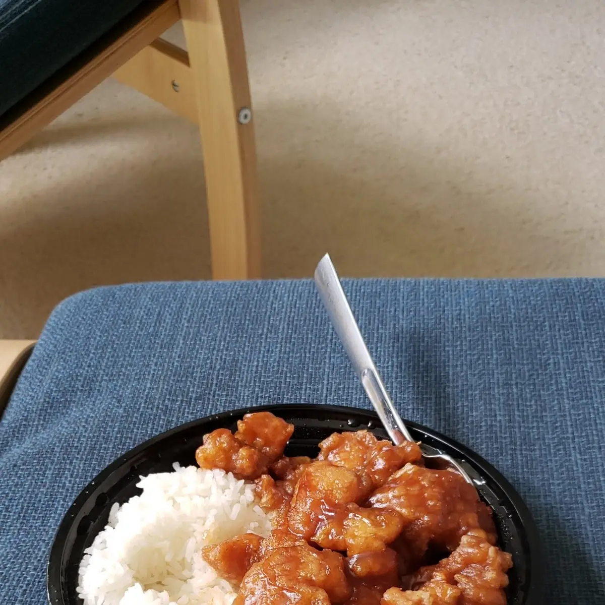 General Tsao's Chicken with White Rice