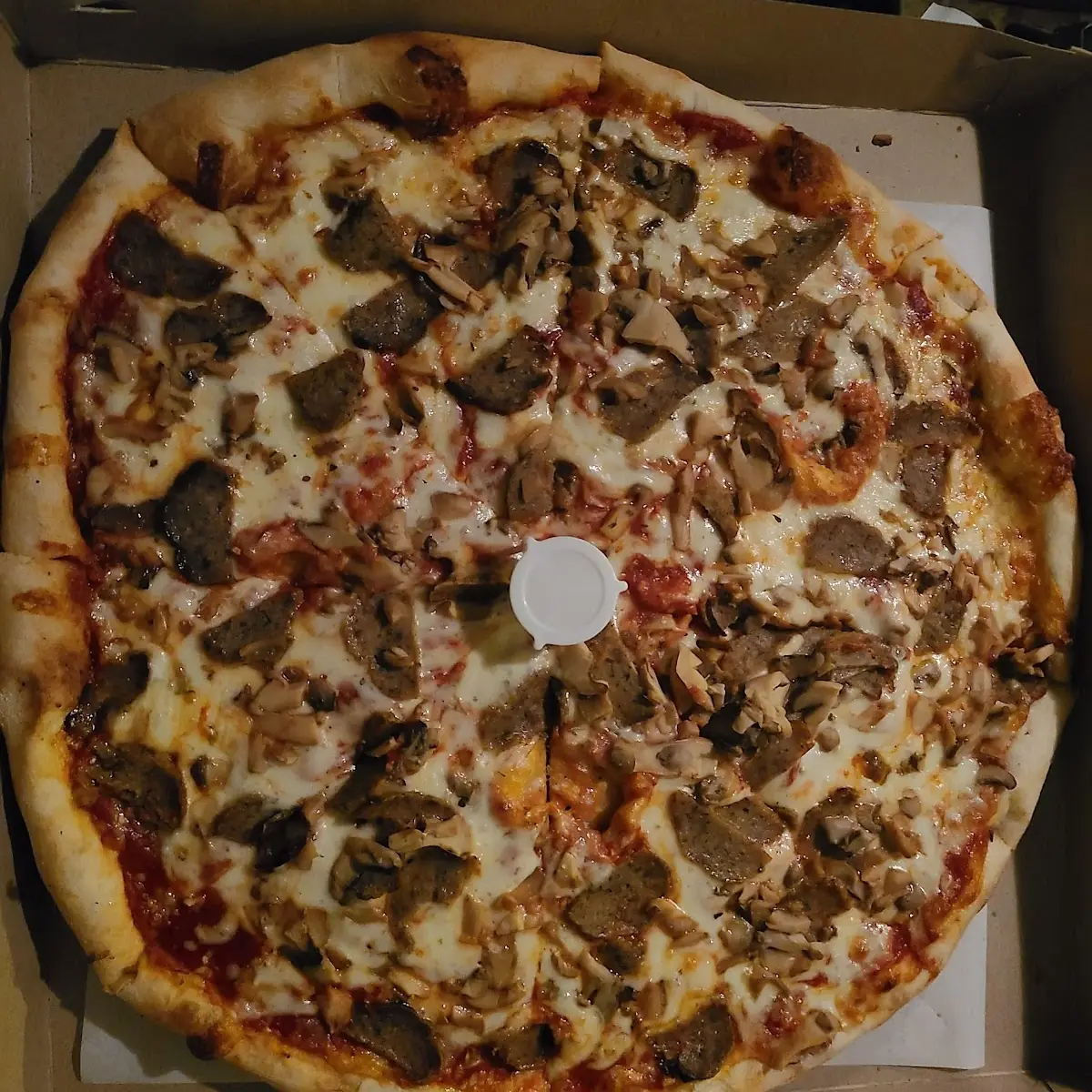 Large Meatball & Mushroom Pizza