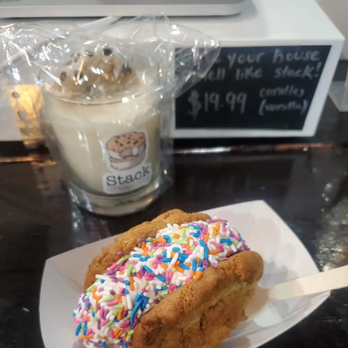 Salt Pretzels Cookie and Vanilla Ice Cream