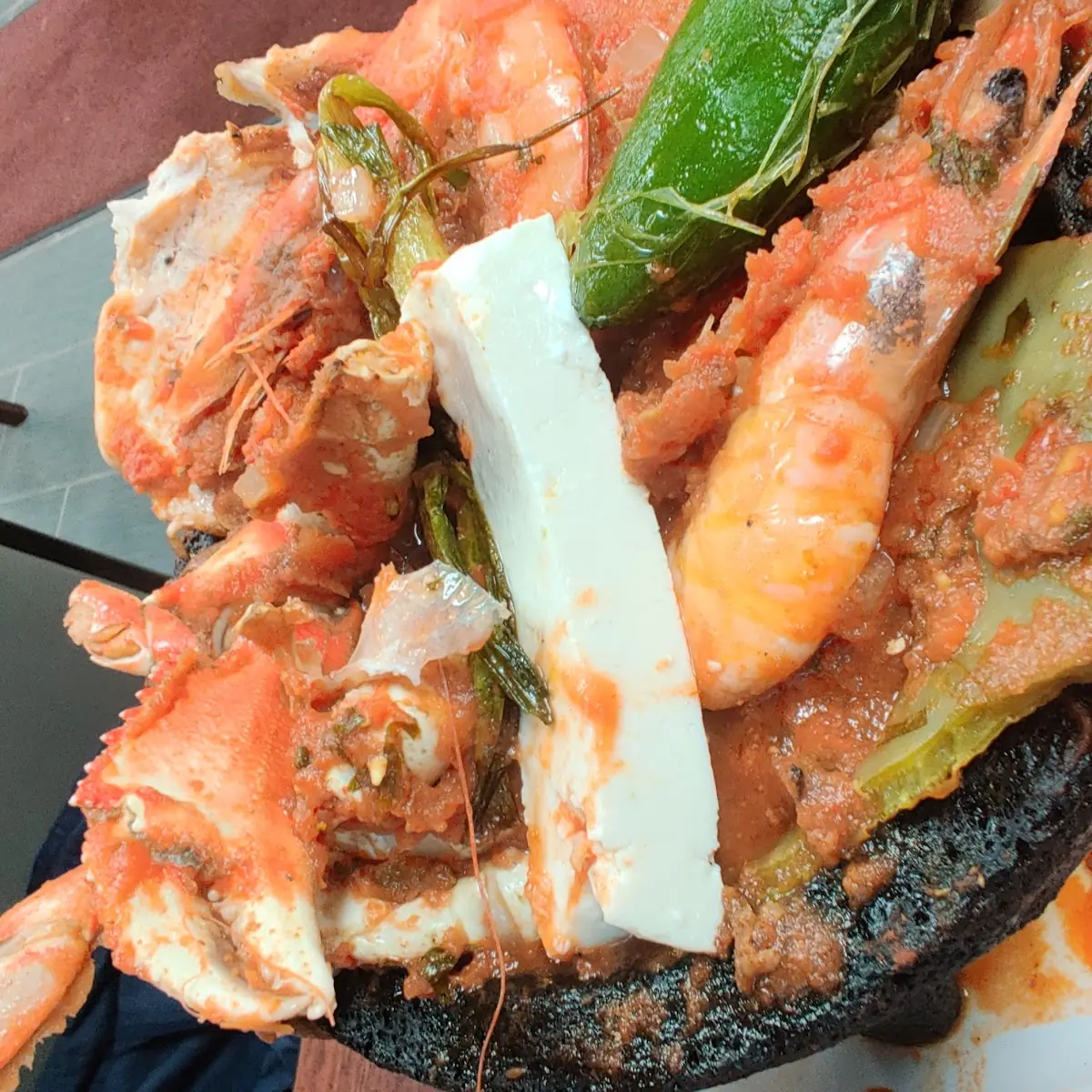 Molcajete Caliente