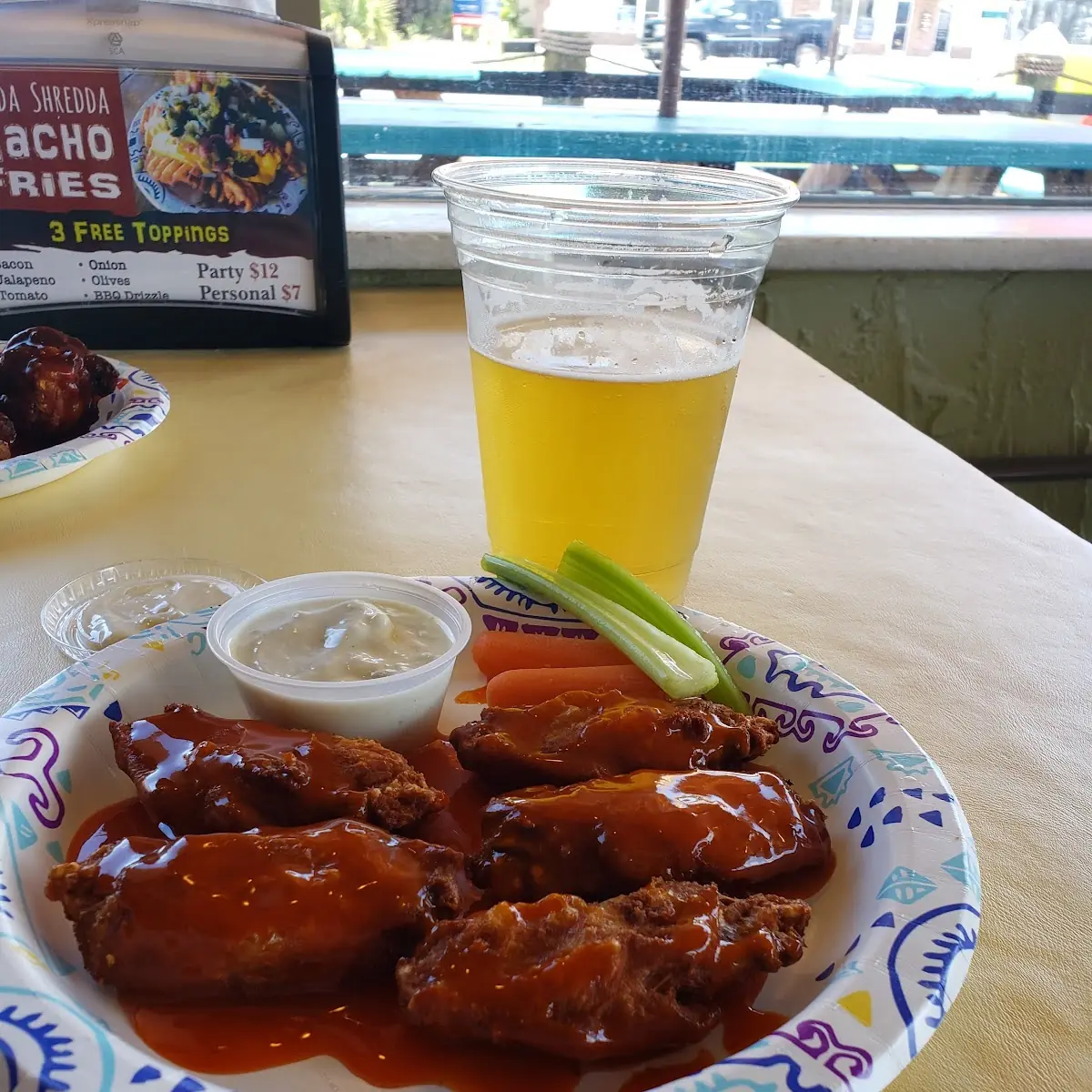 One Slice, 5 Wings & Soda