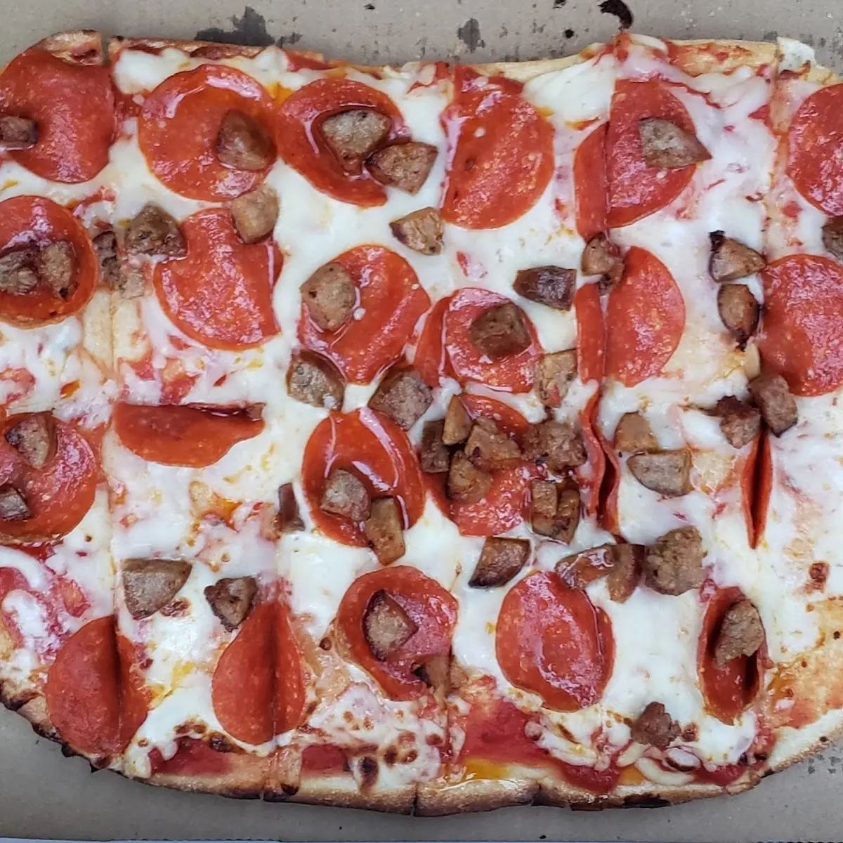Deli Pizza