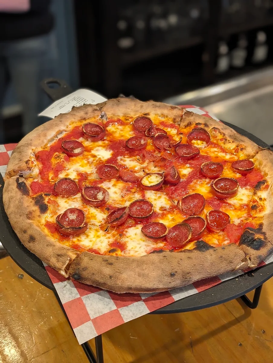 Brick Oven Neapolitan Pizza Pepperoni