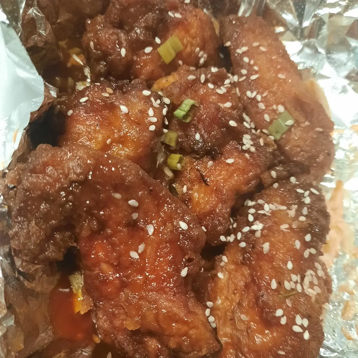 Honey Sriracha Chicken Wings