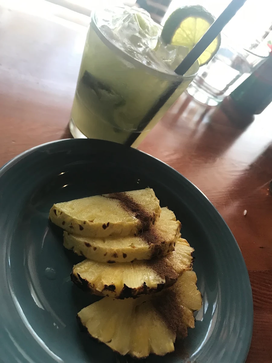 Half Barbecued Pineapple - Abacaxi Assado Metade