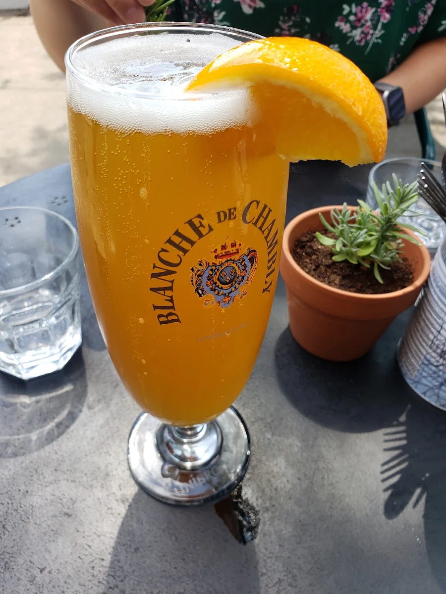 Blanche De Chambly, Marché des Éclusiers