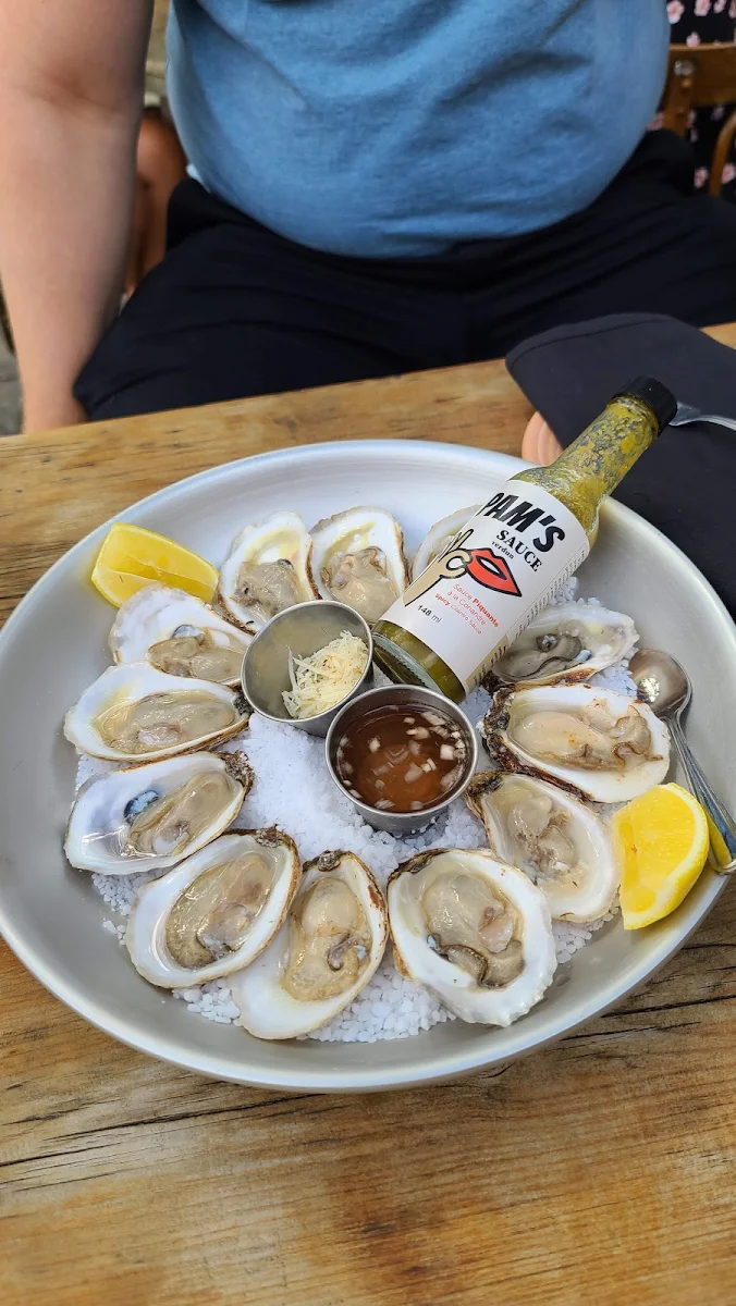 Oysters, Marché des Éclusiers