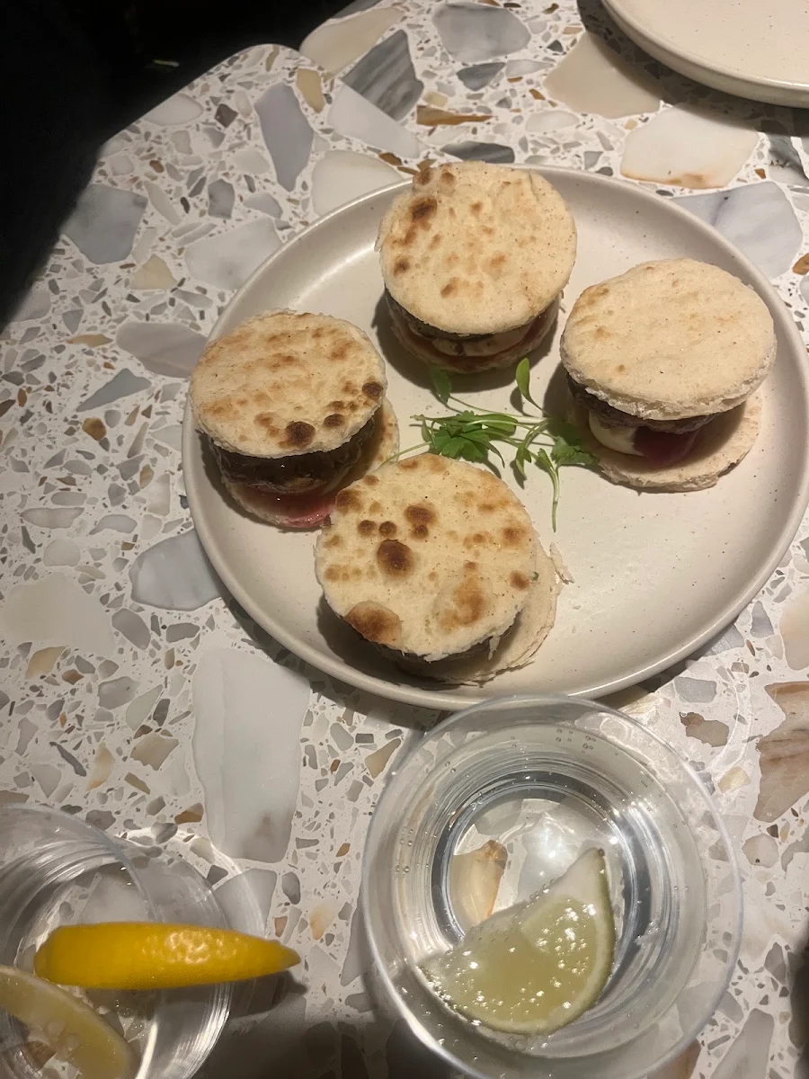 Paros Sliders