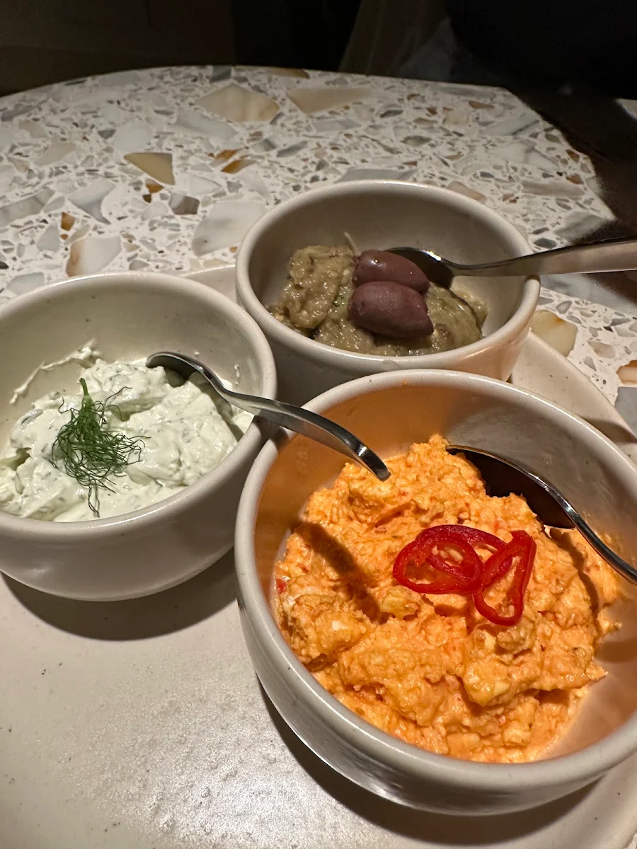 Trio Dip, PAROS