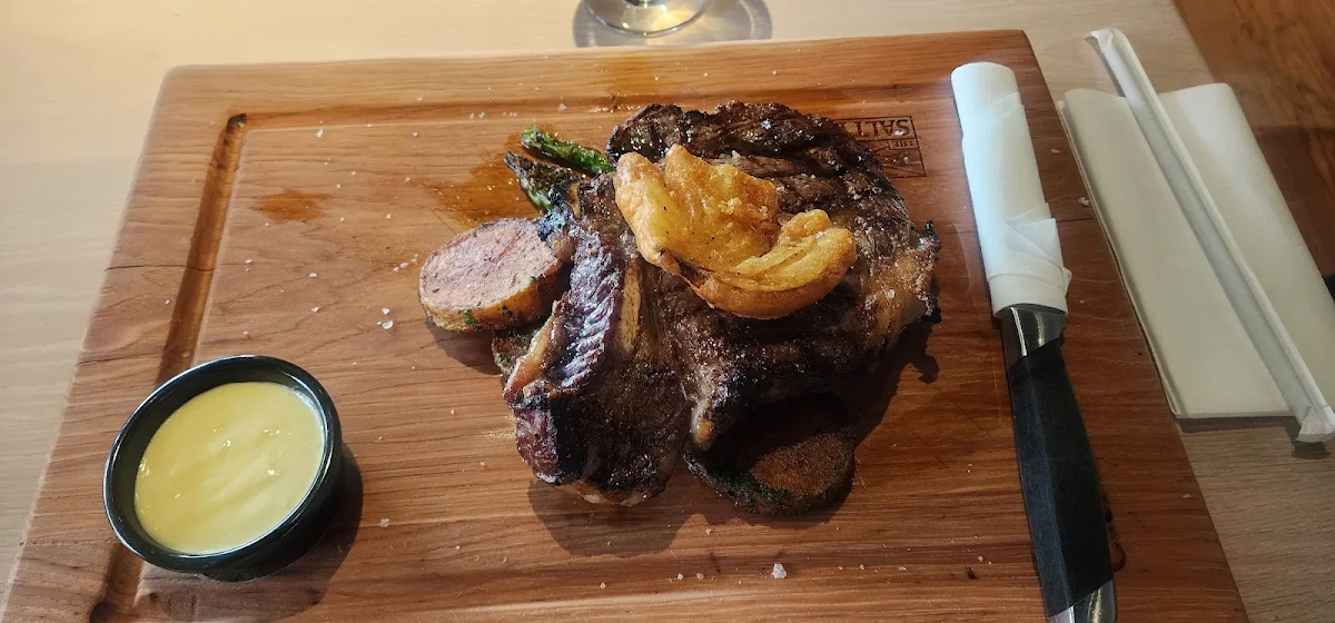 Grilled Steak with Broccoli