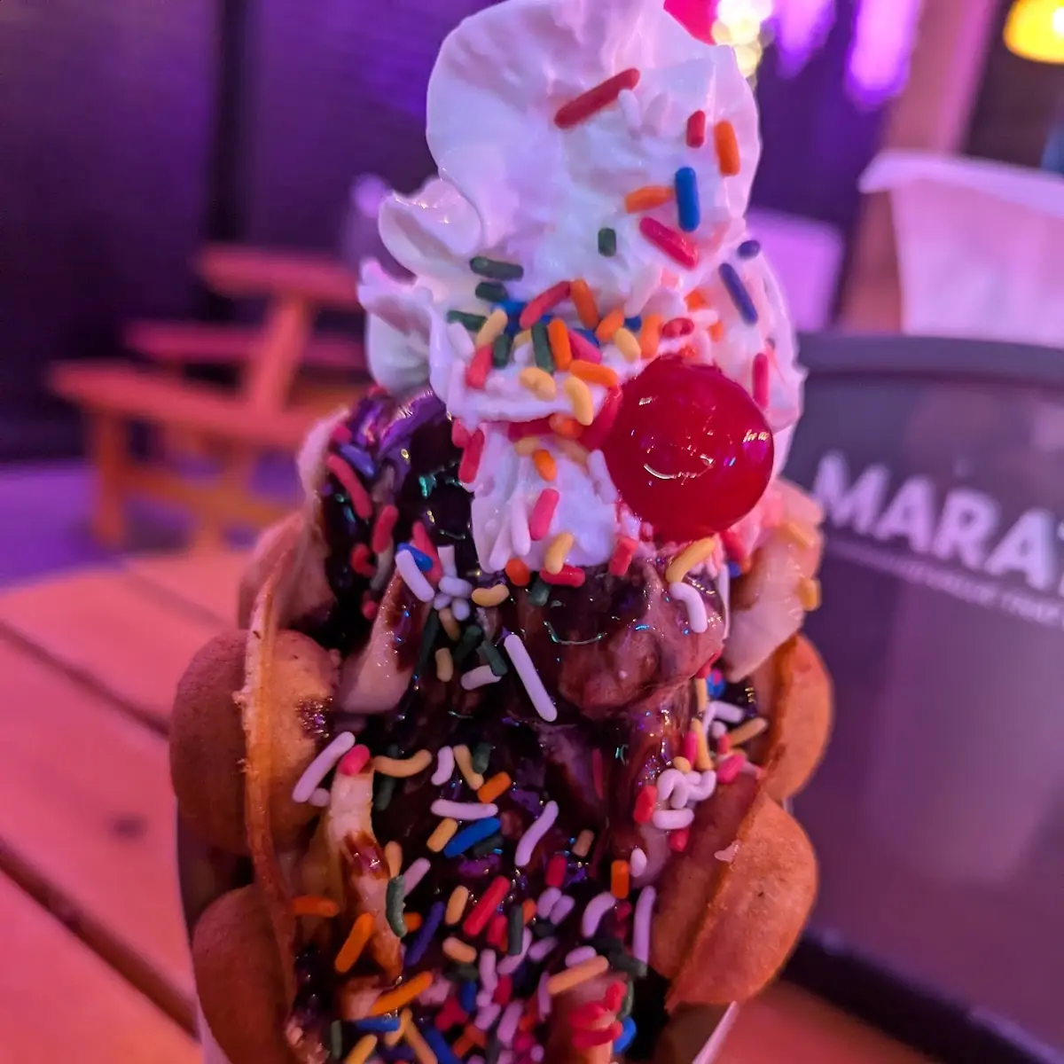 Plain Bubble Waffle (only Whip)