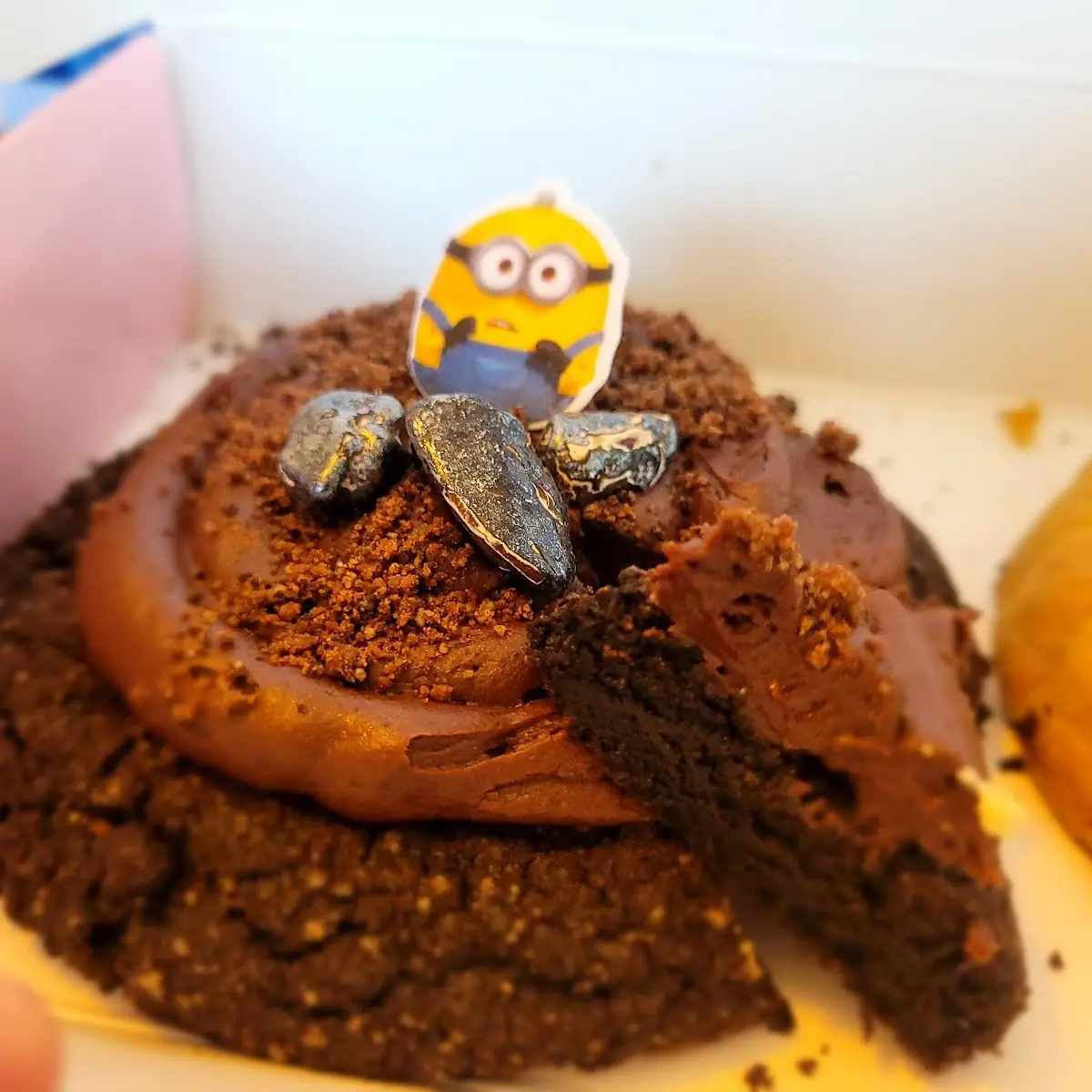 Dirt Cake ft Otto Cookie