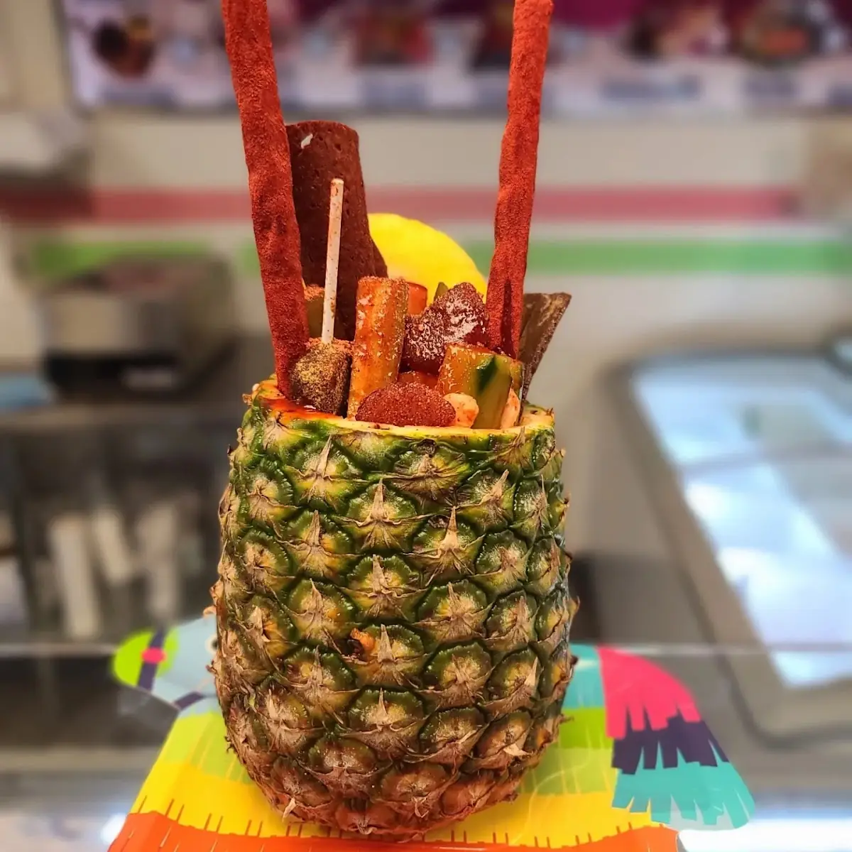 Piña Loca Loca Pineapple
