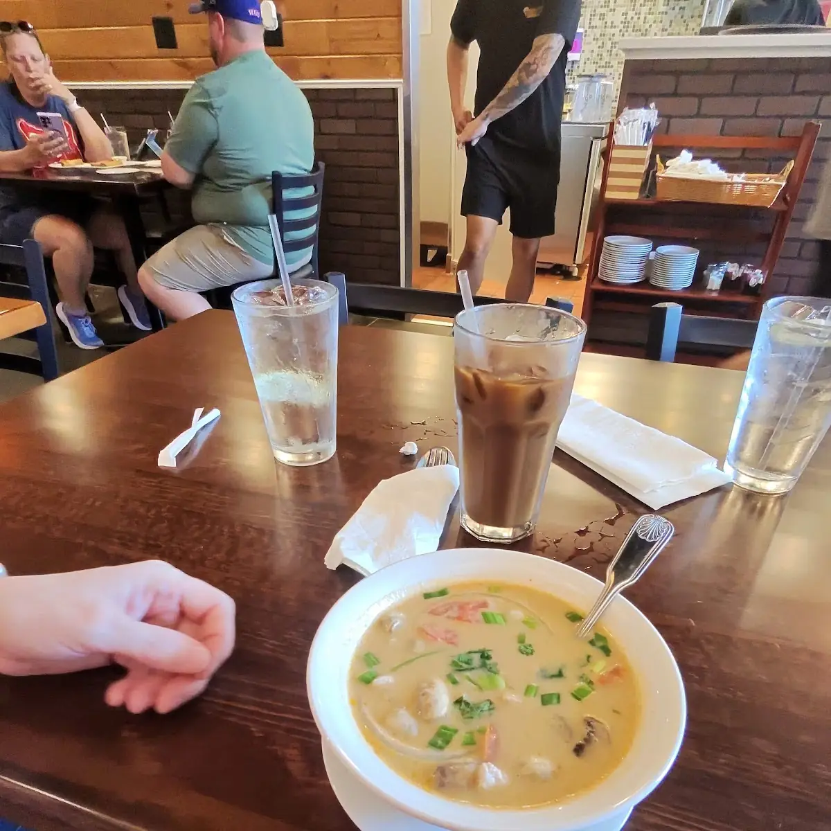 S8. Vegetable & Soft Tofu Soup