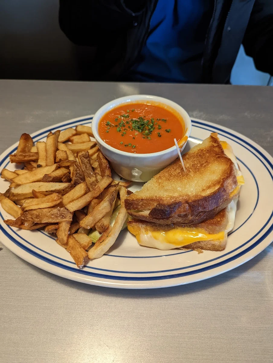 Grilled Cheese & Tomato Soup