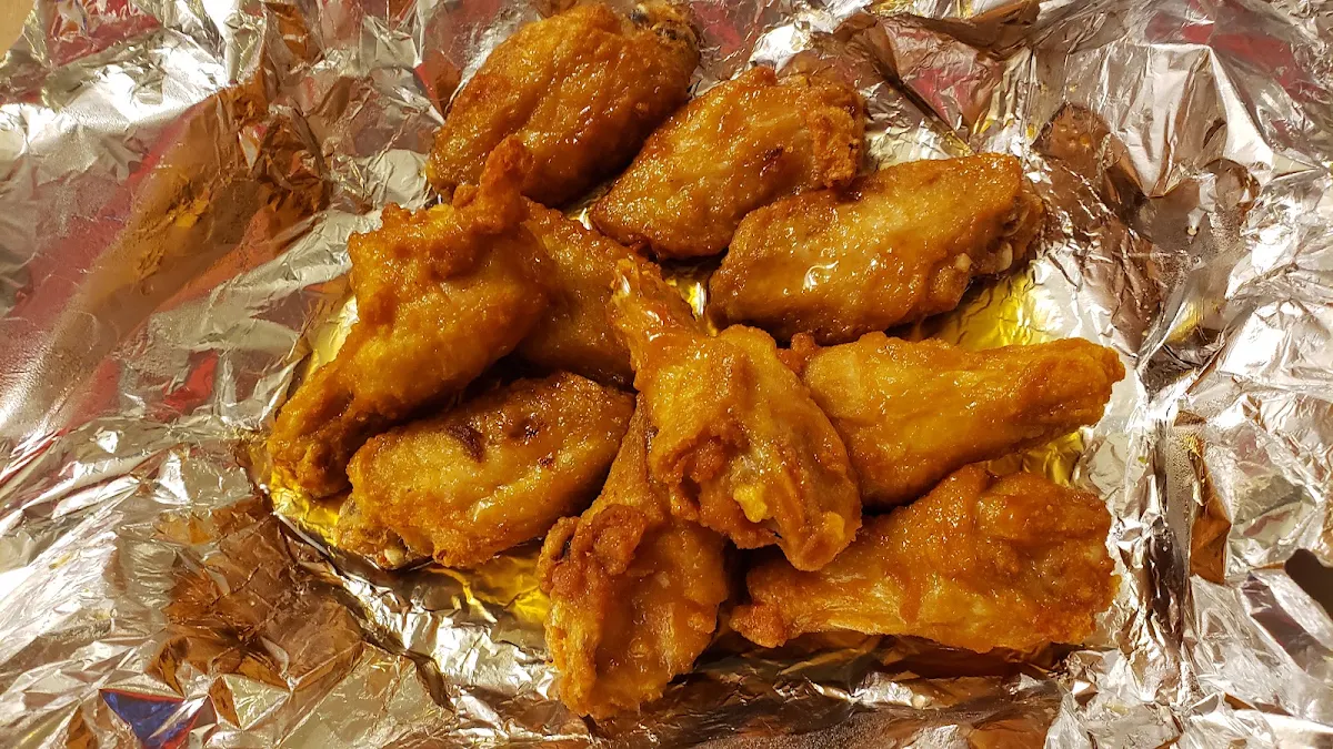 Chicken Wings, Pizza Nova