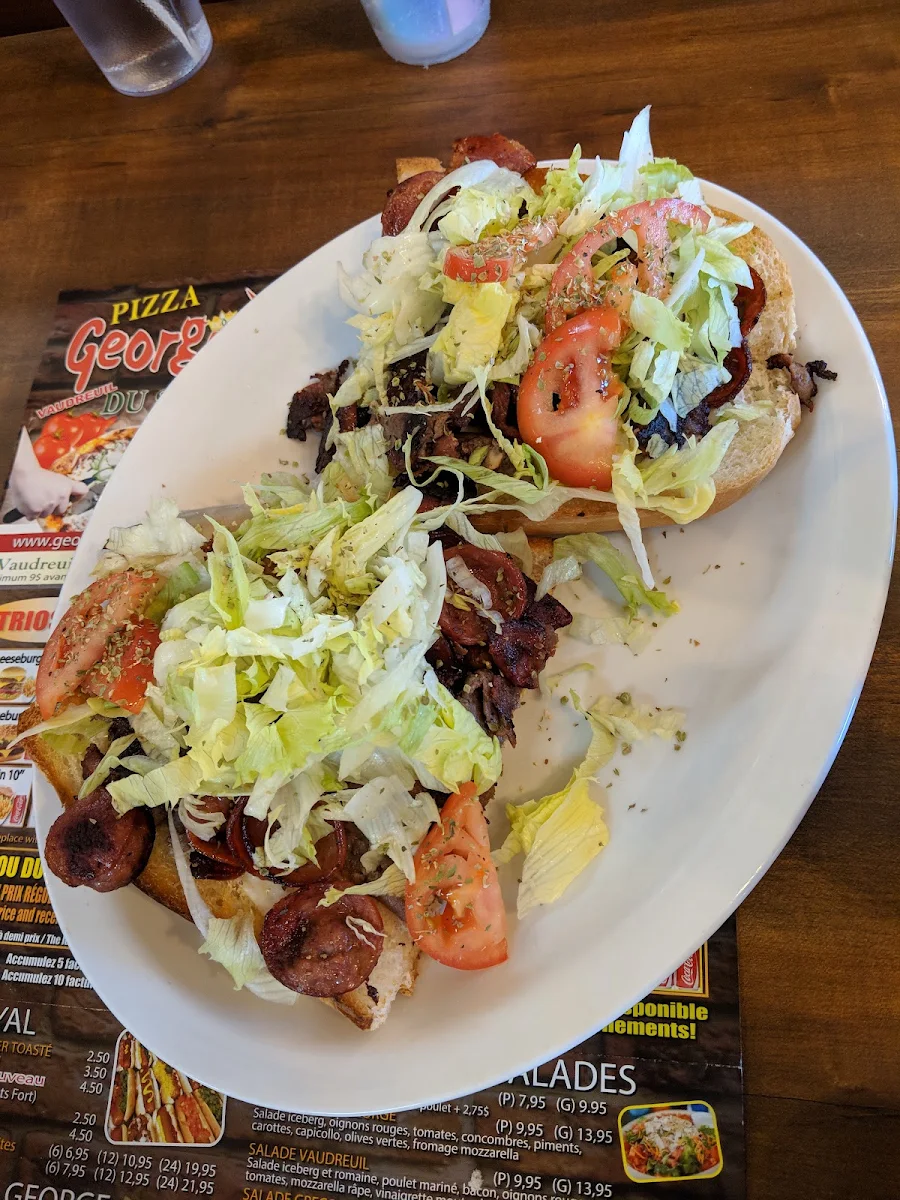 Pepperoni and Steak Sub, George Le Roi Du Sous-Marin Vaudreuil