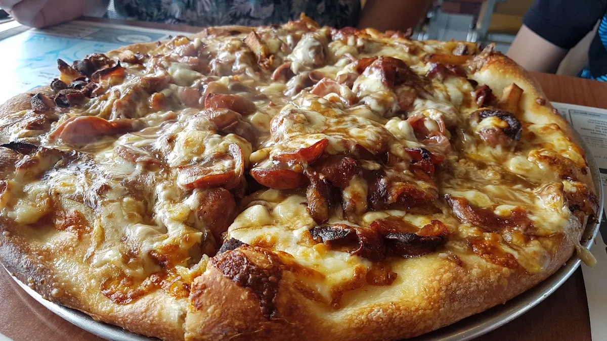 Poutizza Québecoise, George Le Roi Du Sous-Marin Vaudreuil