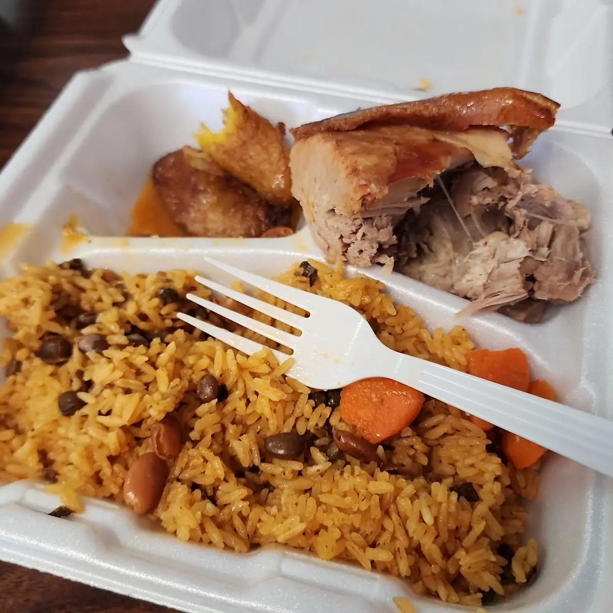 Arroz Con Gandules Y Lechon Asado