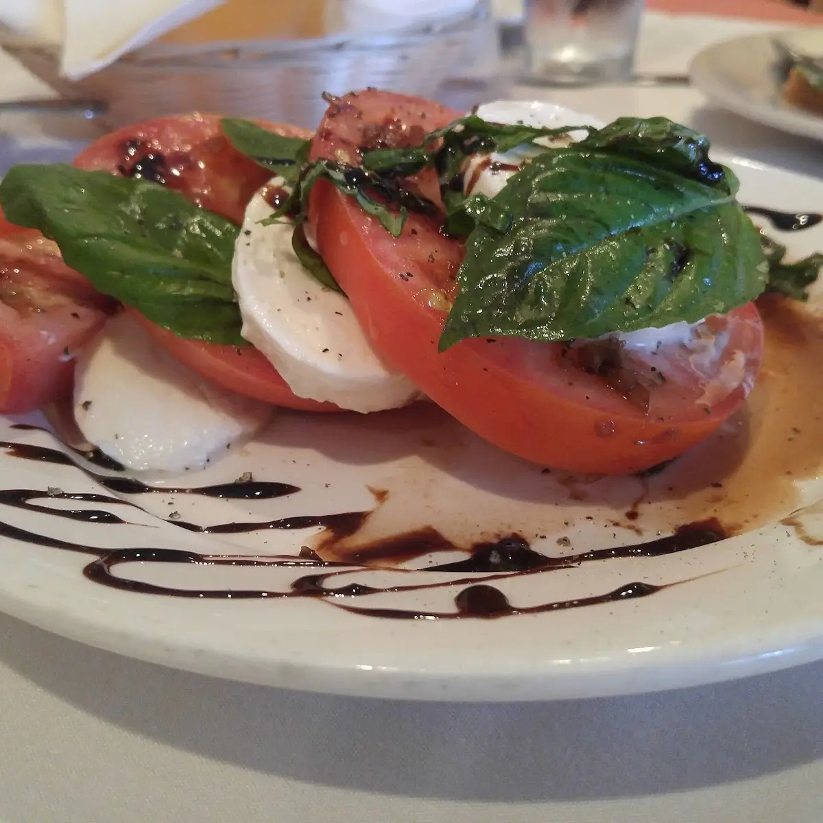 Tomatoes Caprese Salad
