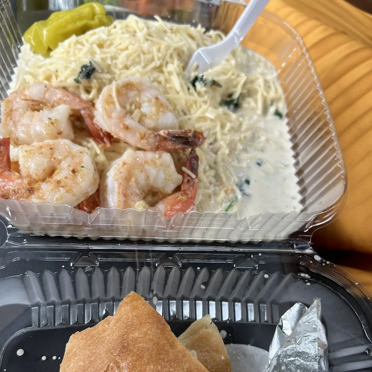 Shrimp Pasta Garlic Bread