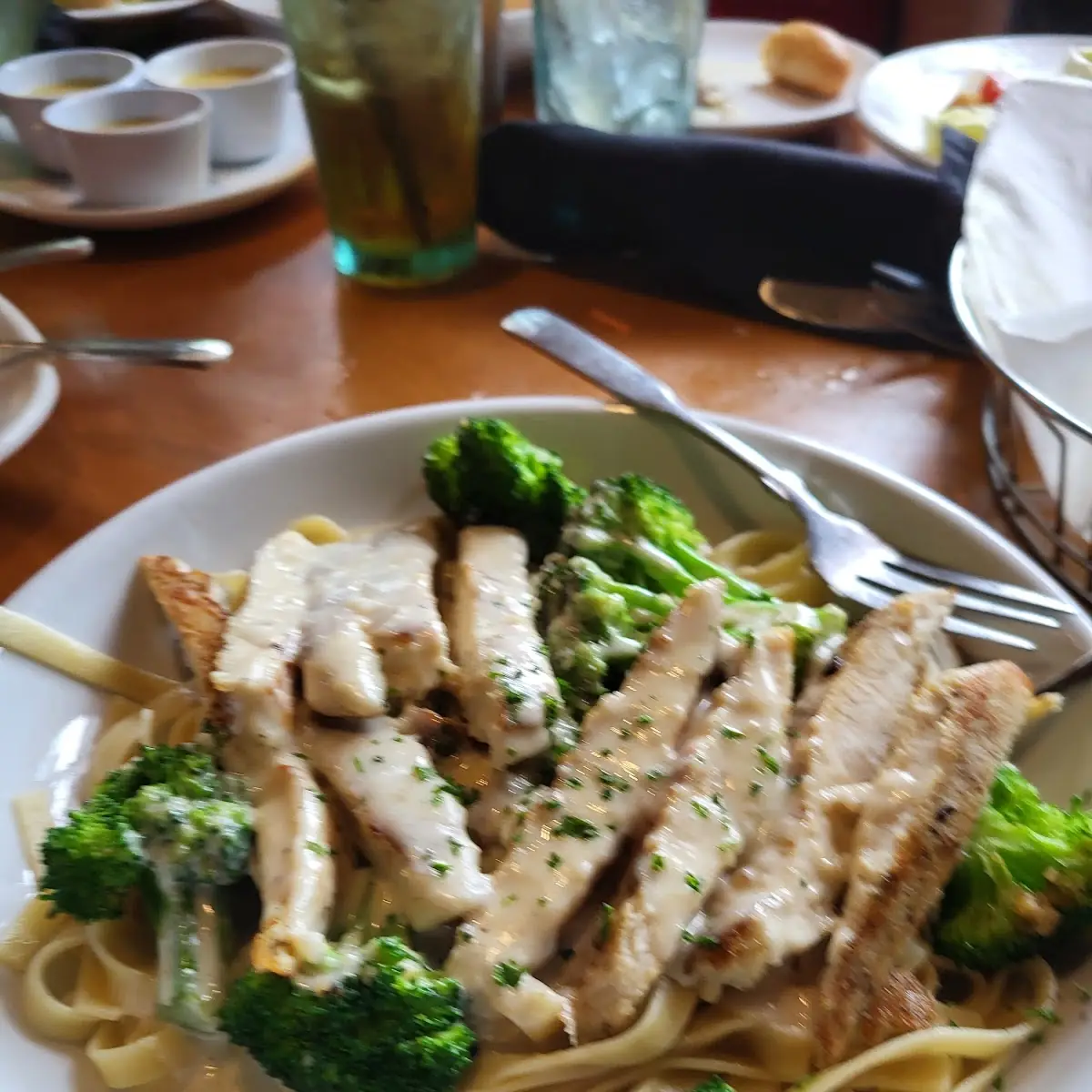 Grilled Chicken Alfredo with Broccoli