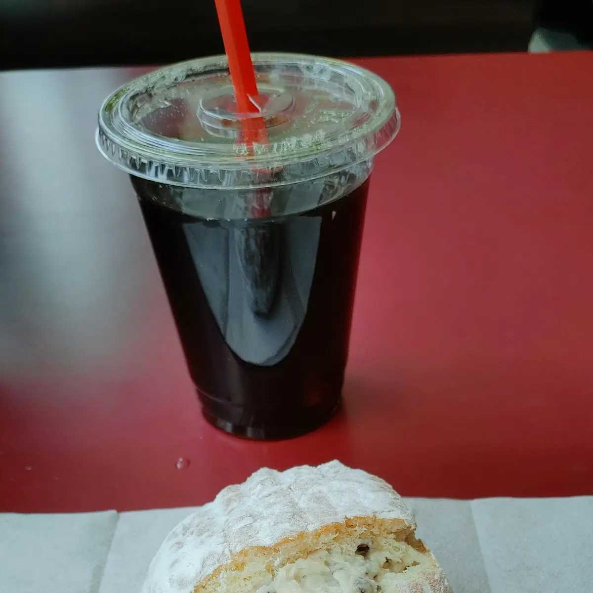 Canoli Doughnut