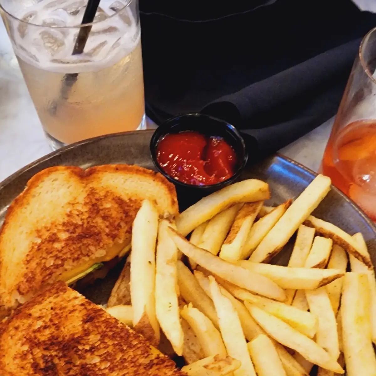 Grilled Cheese & Fries