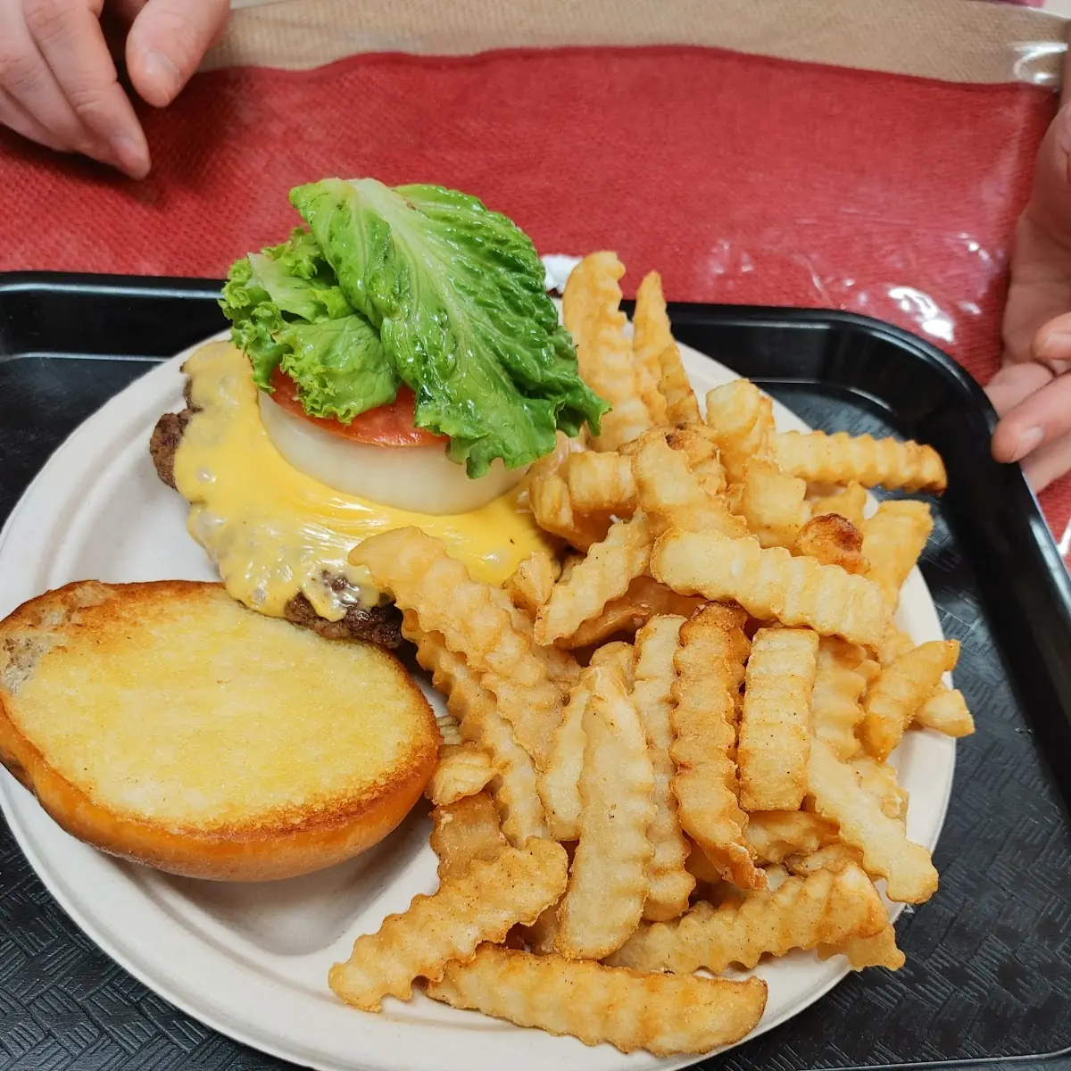 Kimberly 's Bacon Smash Burger