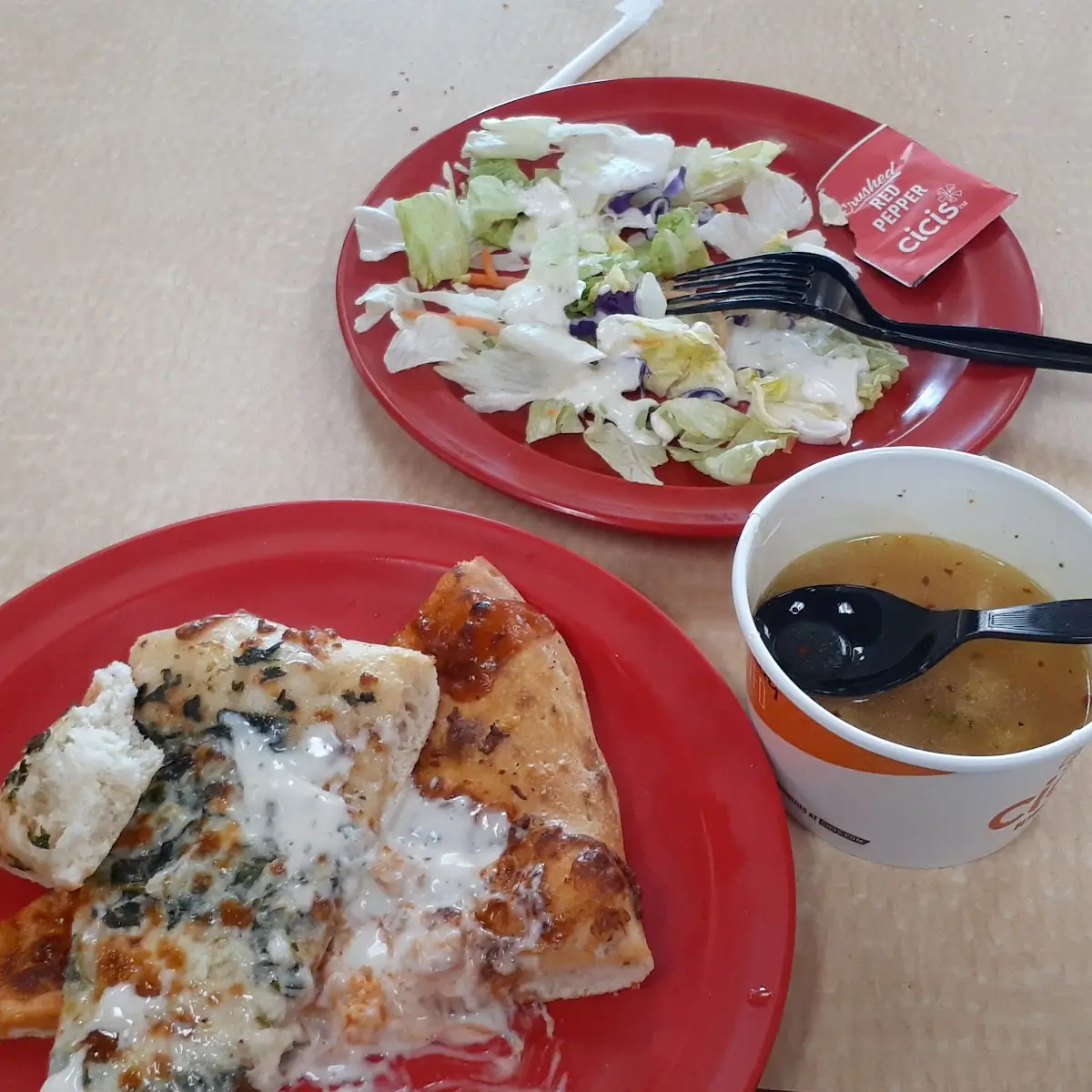 Pizza Y Ensalada César