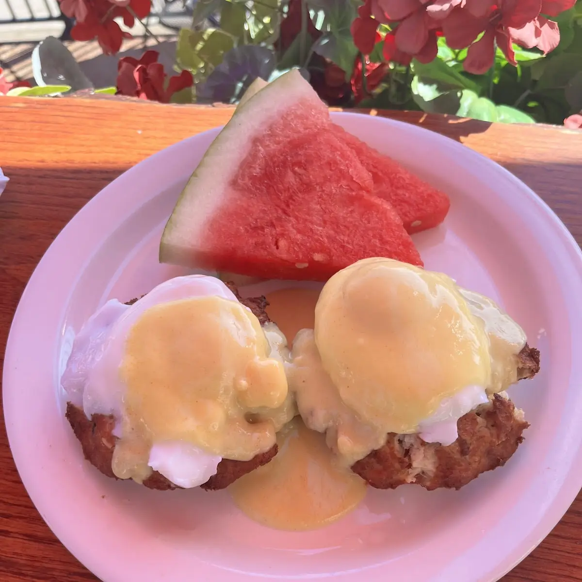 Crab Cakes Benedict