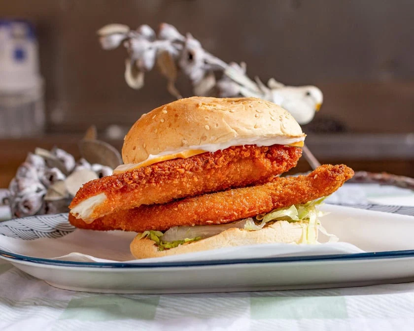 Highlights, Monte’s Fish Chips & Pizza Bar