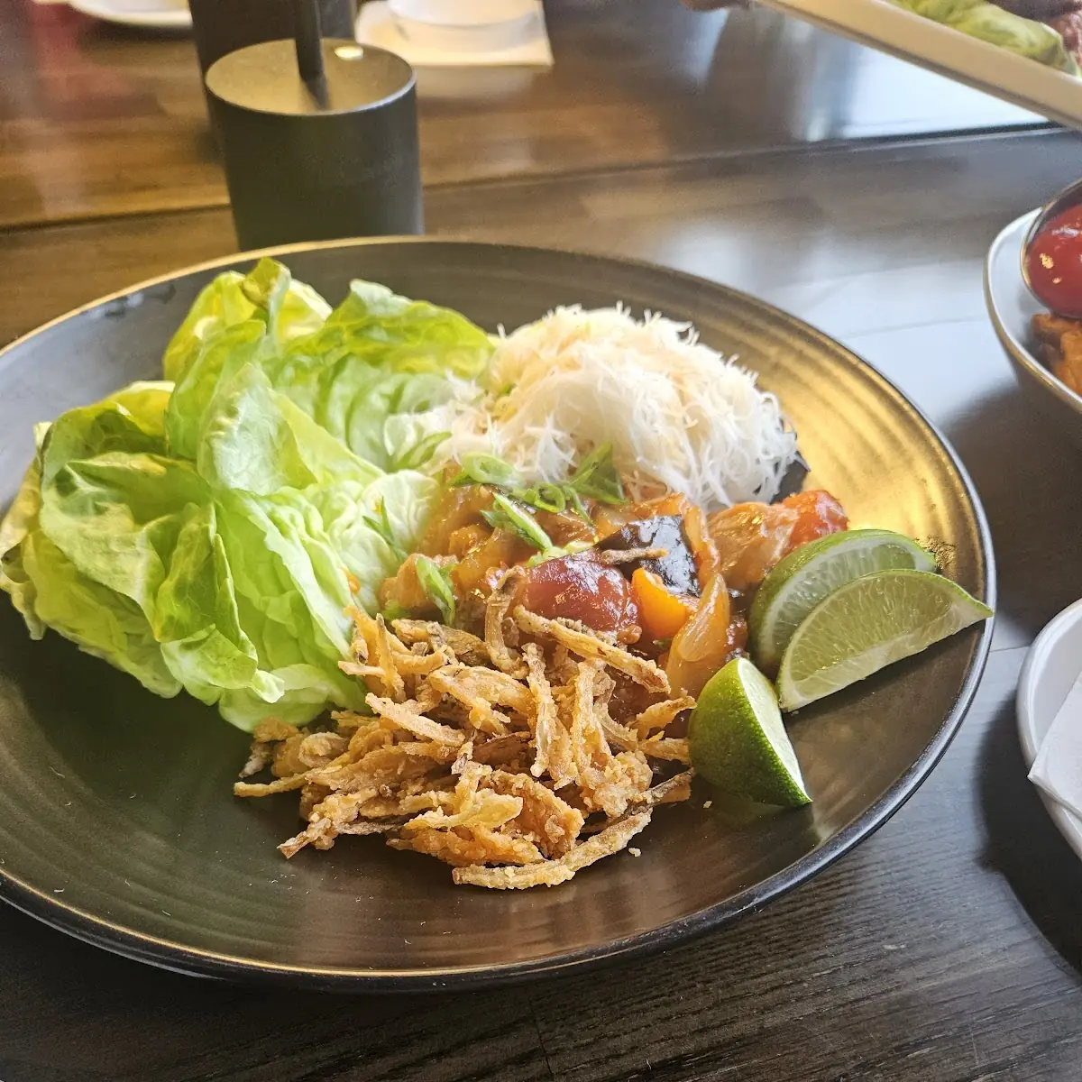 Spicy Tofu Lettuce Wraps