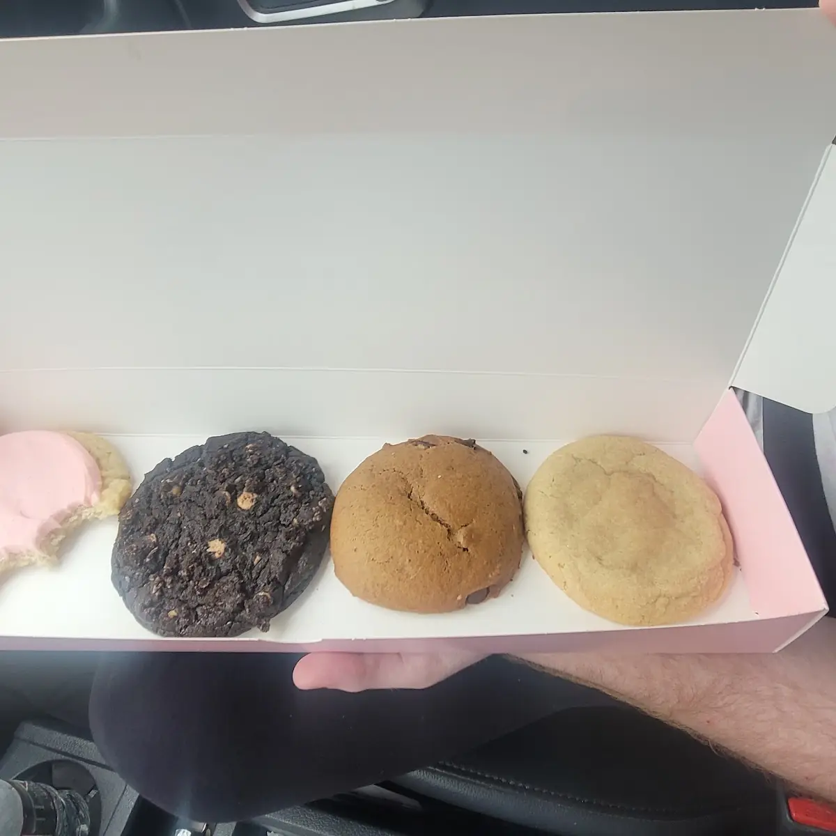 4 Cookie Box