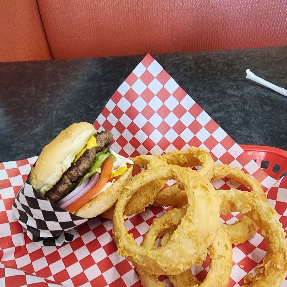 Cheeseburger & Onion Rings