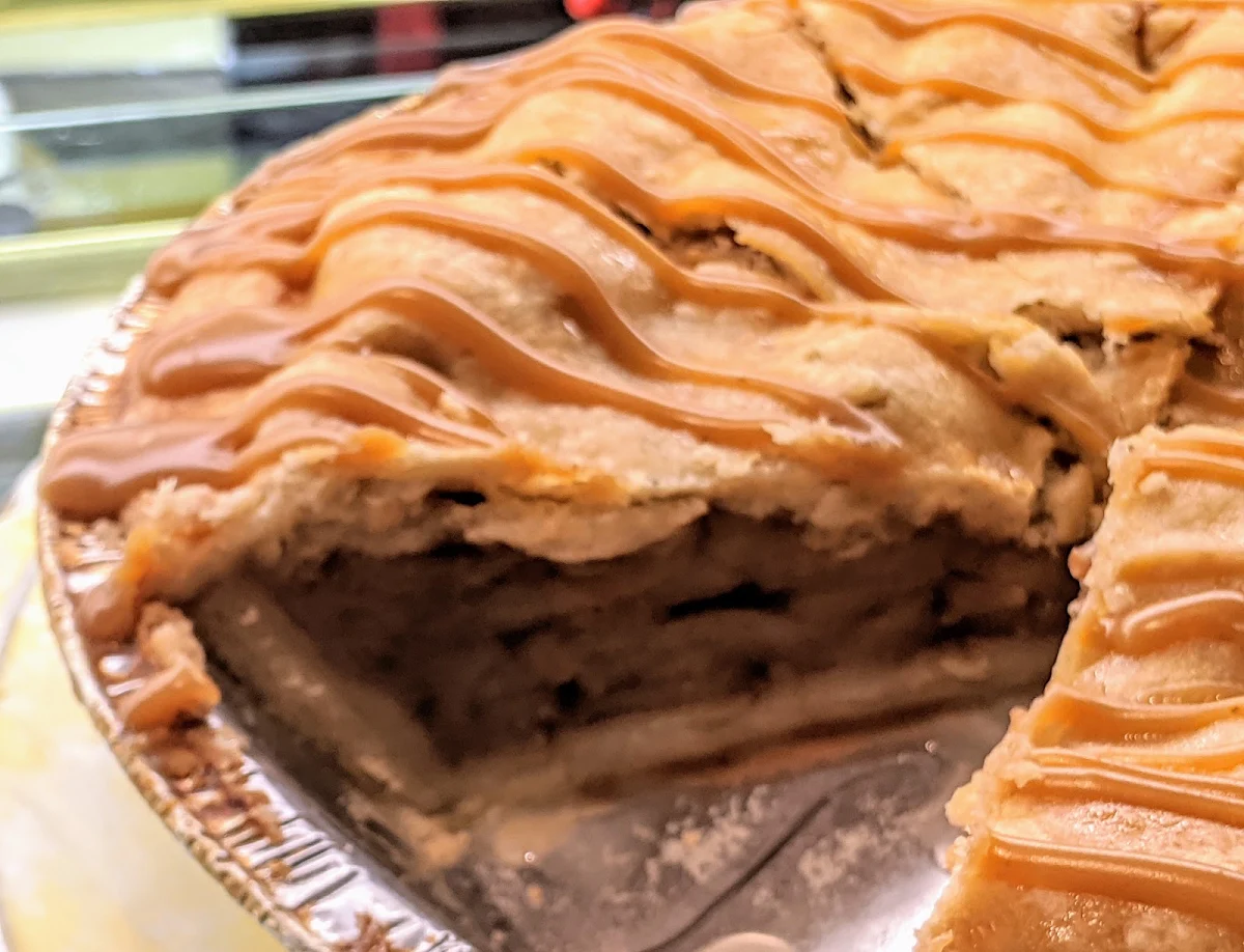 Caramel Apple Pie