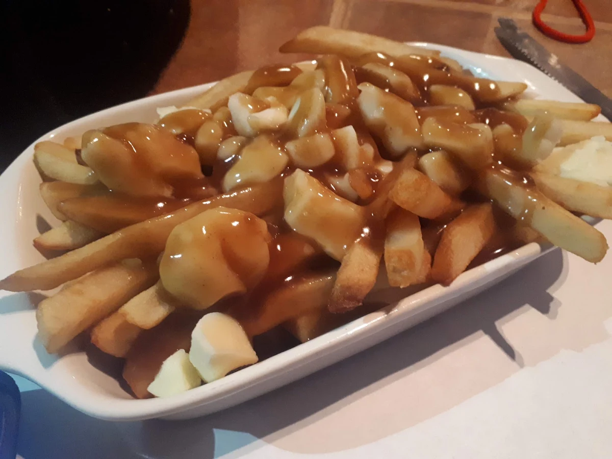 Poutine, Restaurant Bar Le 1212